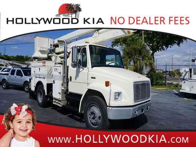 Freightliner FL70 Bucket Truck (1998)