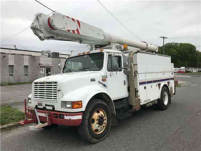 International 4900 AM547-MH -- (1998)