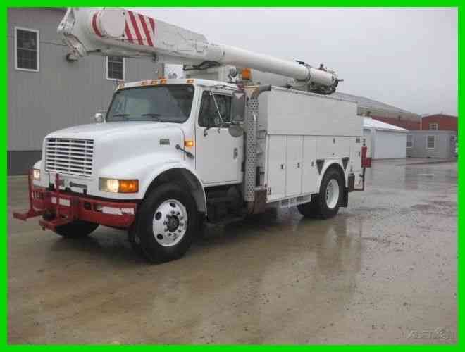 INTERNATIONAL 4900 (1998)