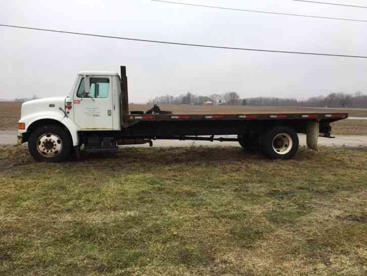 International 4700 T444E (1998)