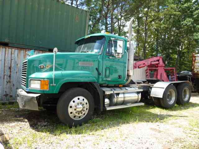 Mack CL613 (1998)