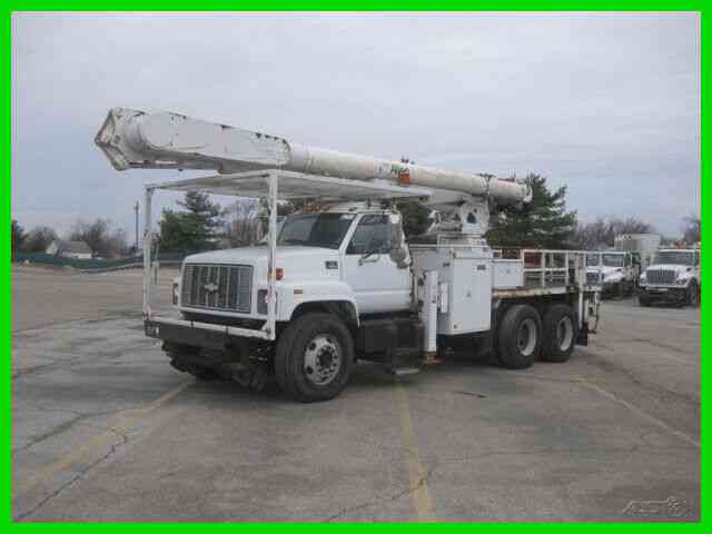 CHEVROLET C8500 3126 CAT, 9 SPEED, TANDEM WITH 60' REACH ALTEC BUCKET/BOOM (1999)