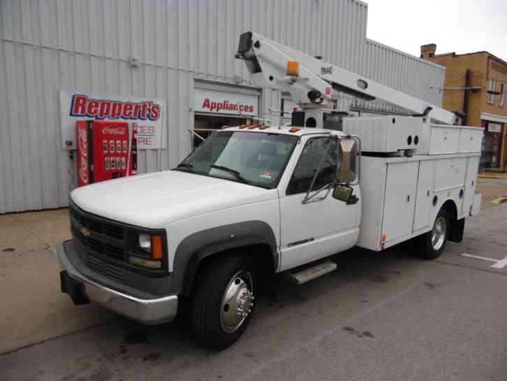 Chevrolet C-3500HD SERVICE BUCKET TELSTA BOOM TRUCK (1999)