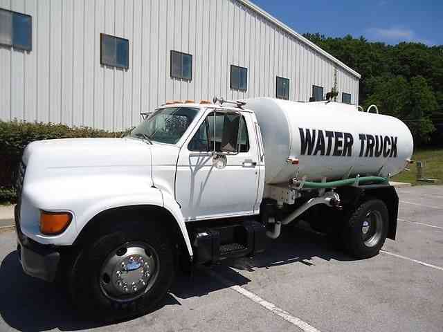 Ford F750 (1999)