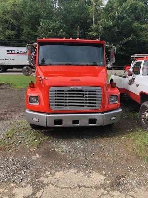 Freightliner FL60 (1999)