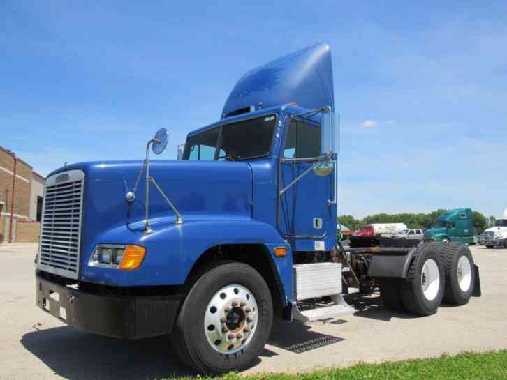 Freightliner FLD120 (1999)