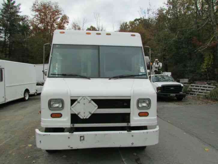 Freightliner MT45 P700 170K Miles FEDEX Delivery Food Truck Step Van (1999)