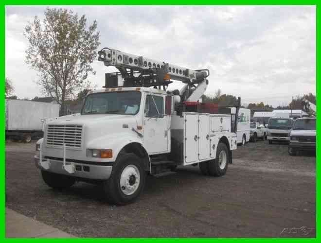 INTERNATIONAL 4700 DT466 AUTO WITH TELSTA T40C PRO CABLE PLACER (1999)