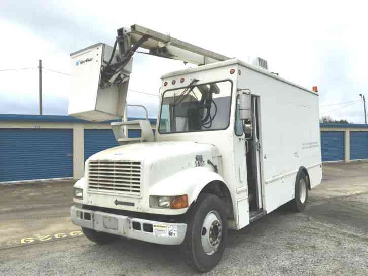 International 4700 (1999)