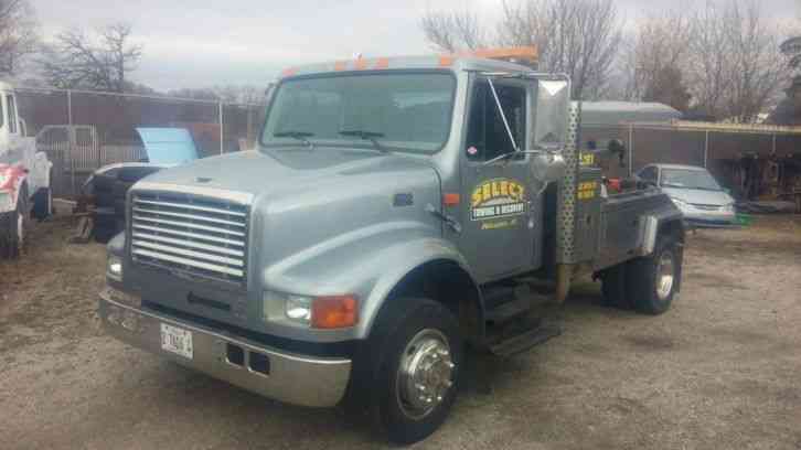 International 4700 (1999)