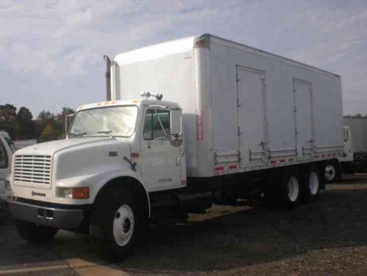 International 4900 (1999)