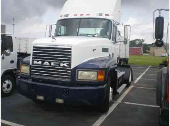 Mack CH612 (1999)