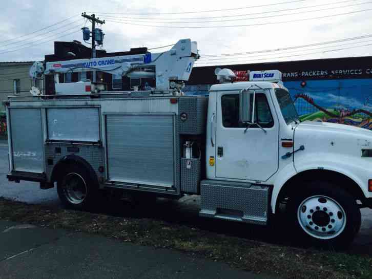 International 4700 (1999)