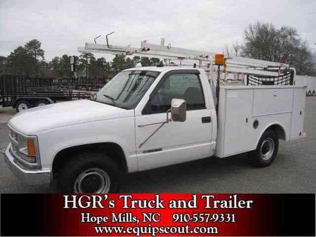 Chevrolet C3500 Utility Truck (2000)