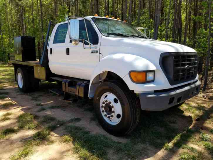 FORD F650 (2000)