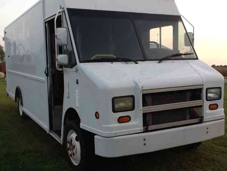 Freightliner MT45 (2000)