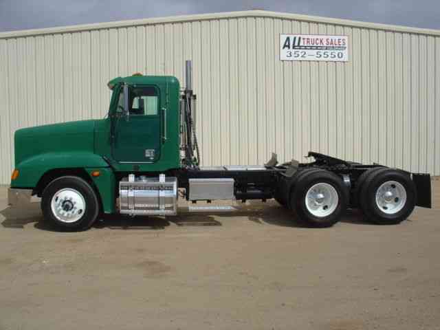 Freightliner FLD120 (2000)