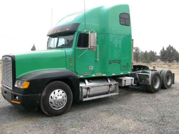 Freightliner FLD120 (2000)