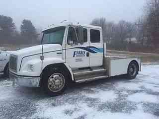 Freightliner FL-60 (2000)