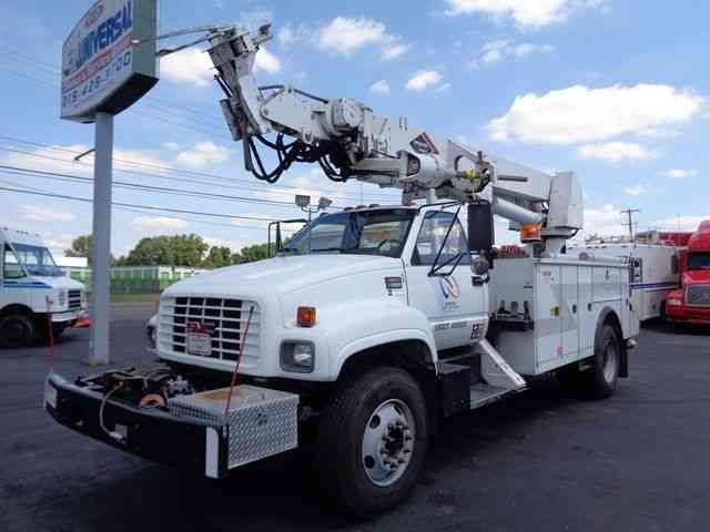 GMC 7500 DIGGER DERRICK TRUCK (2000)