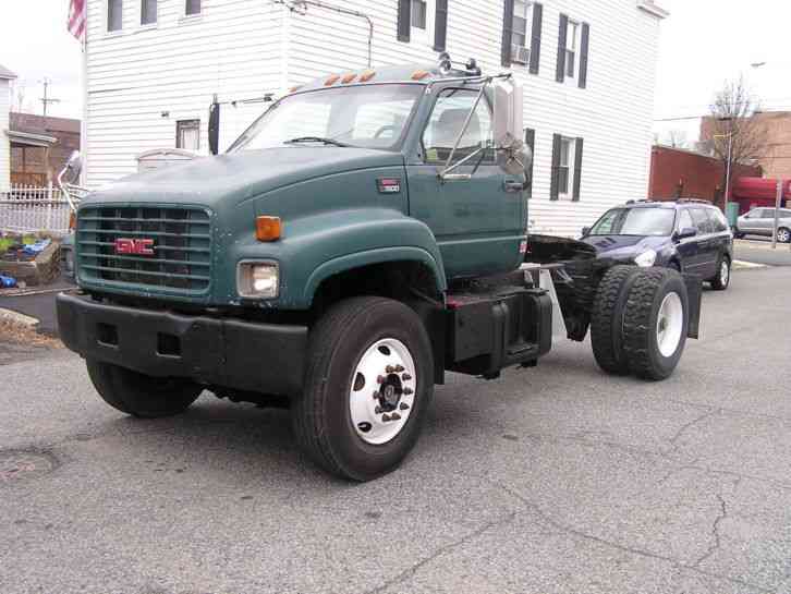 GMC S/A day cab tractor (2000)