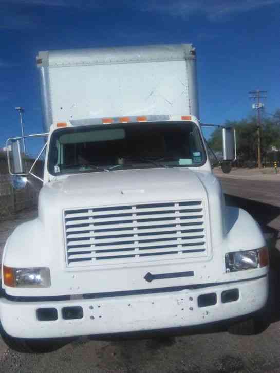 International 4700 (2000)