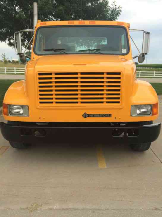 International 4700 S/A (2000)