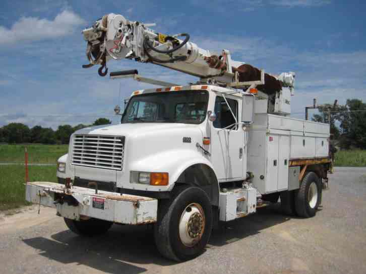 International 4800 4X4 (2000)