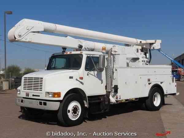 International 4900 (2000)