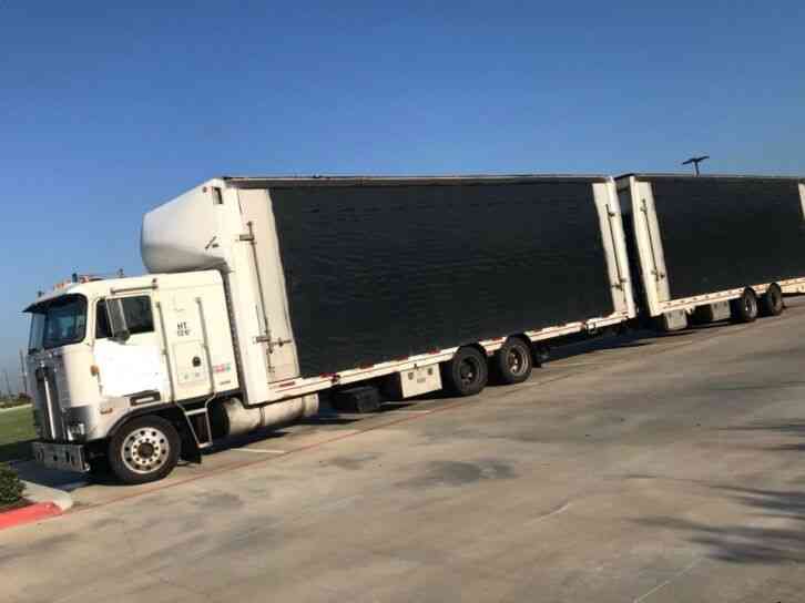 Kenworth K100 (2000)