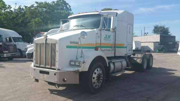 Kenworth T800 (2000)