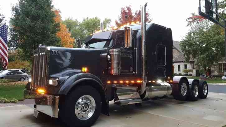 Kenworth W900L (2000)