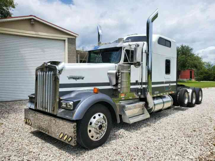 Kenworth W900 (2000)