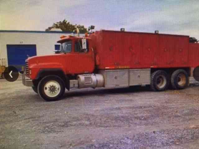 MACK RD688S (2000)