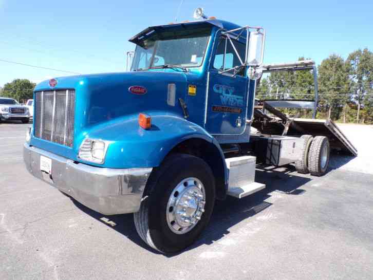 Peterbilt 330 (2000)