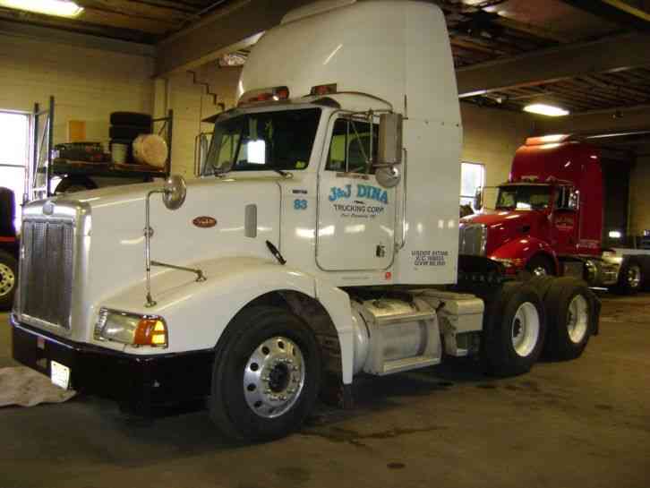 Peterbilt 377 (2000)