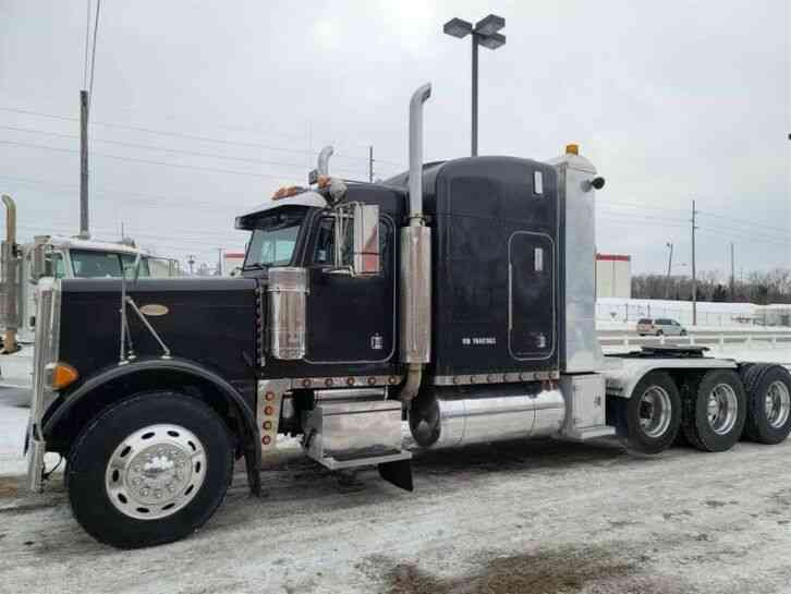 Peterbilt 379 (2000)