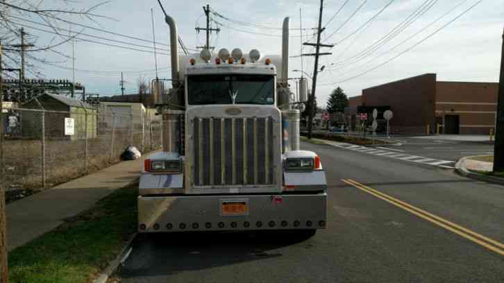 Peterbilt 379 (2000)