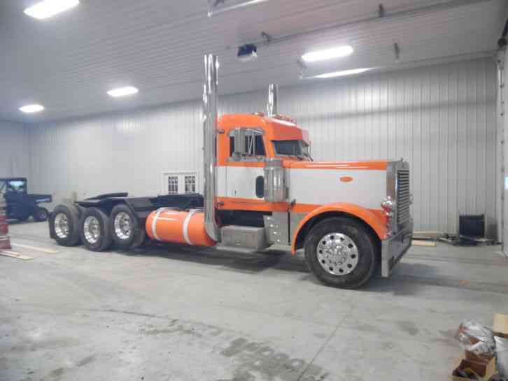 Peterbilt 379 (2000)