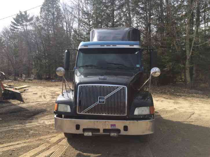 Volvo VNL (2000)