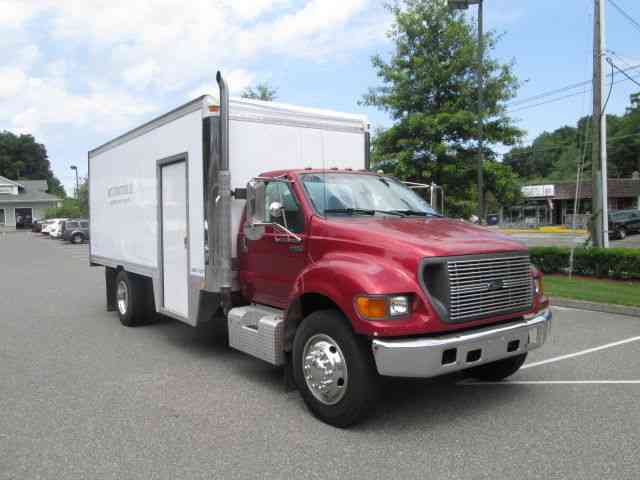 Ford F-650 (2001)