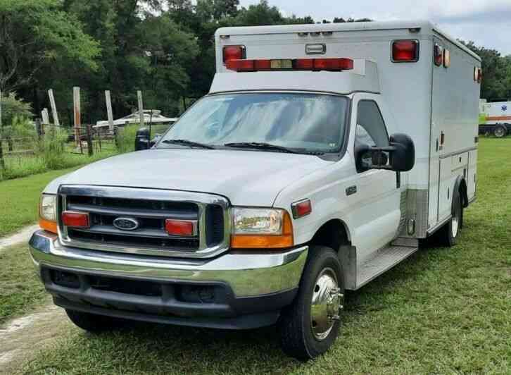 FORD F-450 2WD Ambulance by Horton - CAMPULANCE - 7. 3L POWERSTROKE (2001)