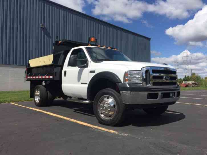 Ford F-550 4X4 DUMP TRUCK (2001)