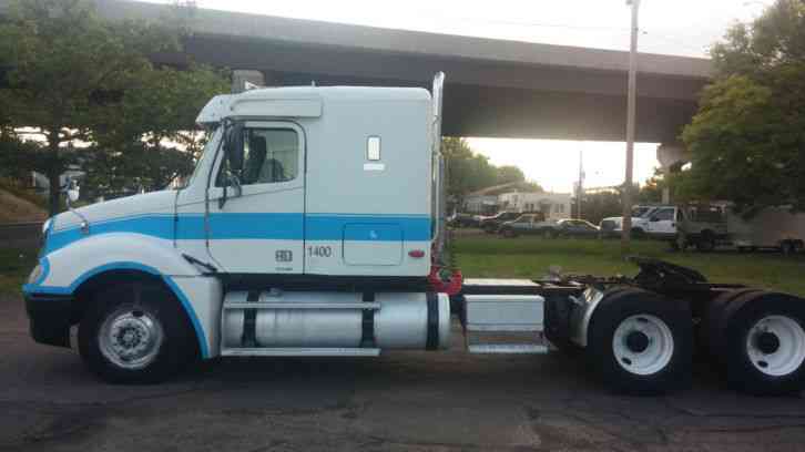 Freightliner Columbia (2001)