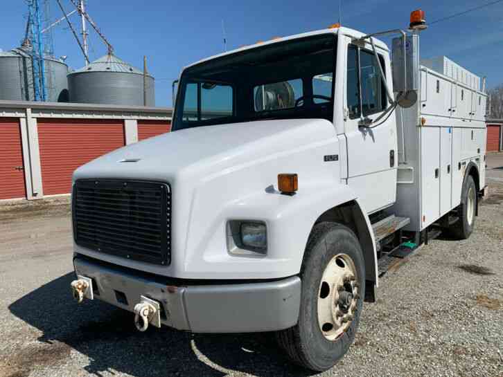 Freightliner FL70 (2001)