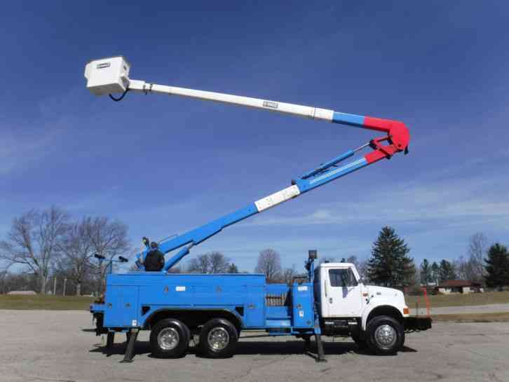 International 4900 (2001)