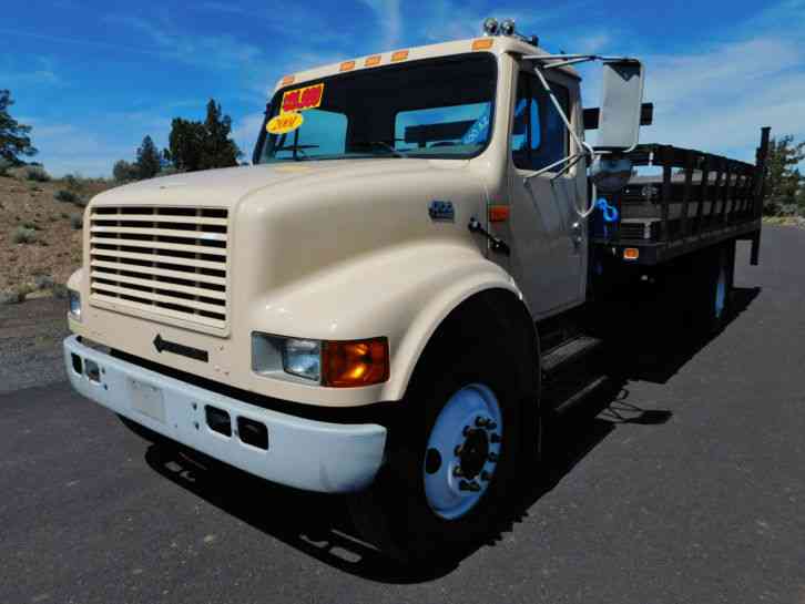 International 4700 (2001)