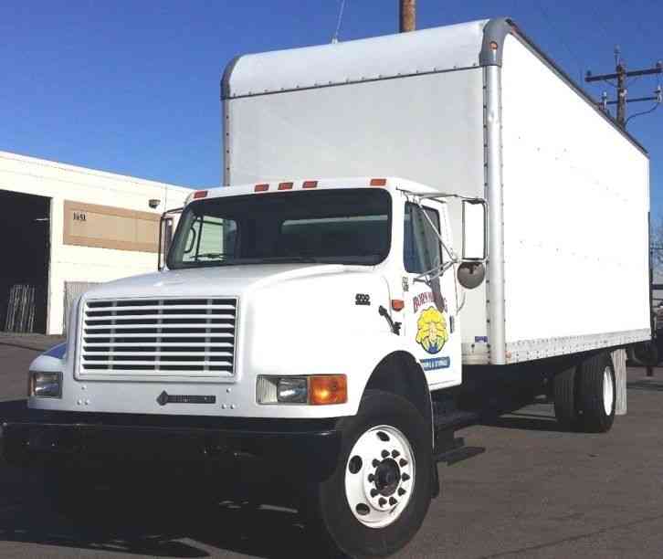 International 4700 Box Truck (2001)