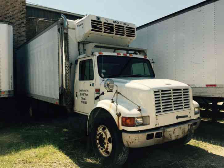 International 4700 DT466E (2001)