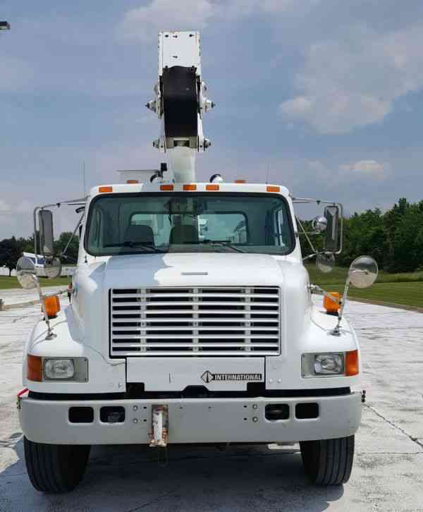 International 4700 (2001)